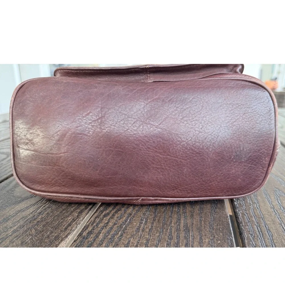 Vintage Y2K Fossil 1954 Brown Leather Crossbody Satchel Key Charm Purse Granny